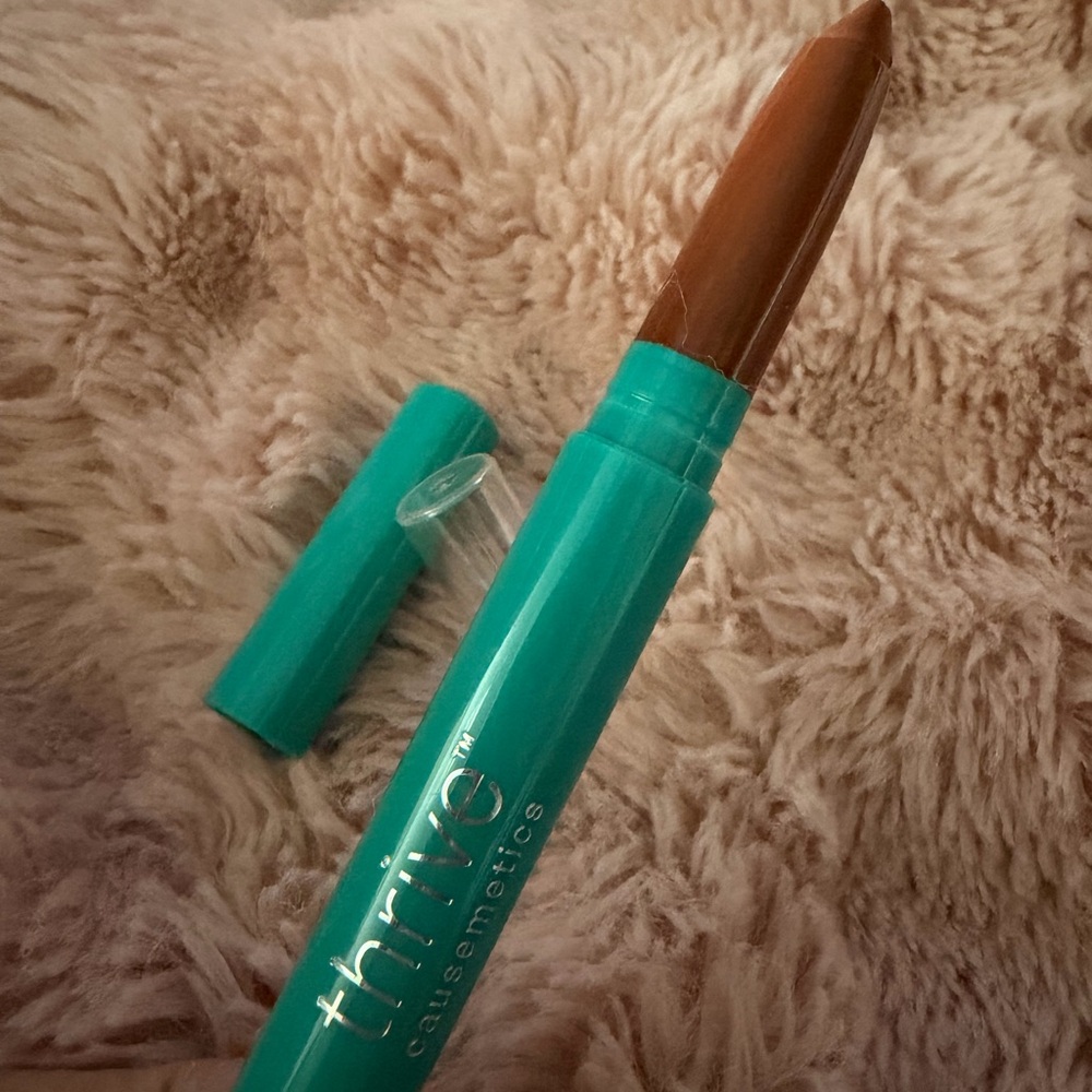 Thrive Causemetics Eyeshadow/Eyeliner in Warm Brown